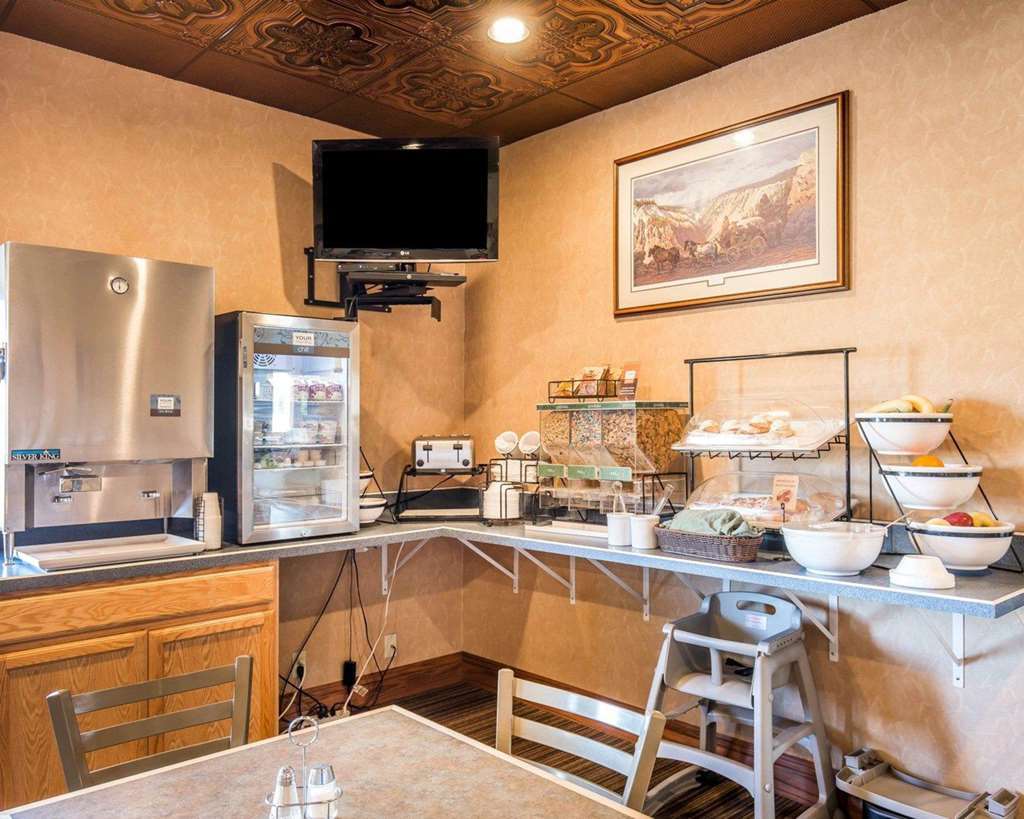 Miles City Hotel Nhà hàng bức ảnh
